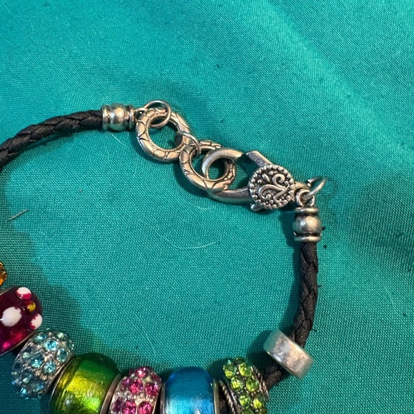 Lamp work and Crystal rhinestone bracelet - Picture 3 of 5